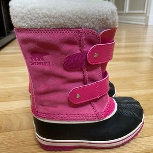 Sorel Girls size 10 toddler boots